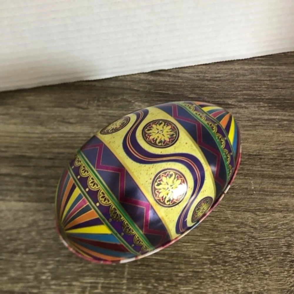 Vtg Colourful Decorative Fillable Metal Egg